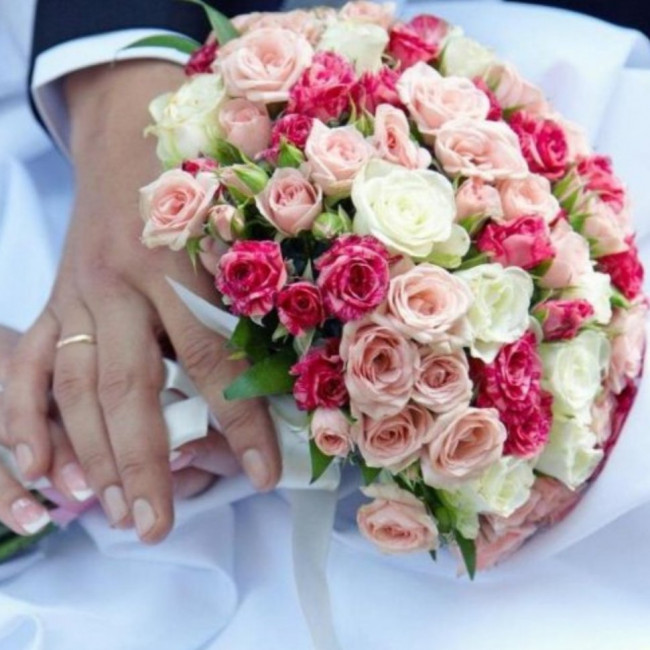 Букет цветов "Букет невесты №14" Букет цветов "Букет невесты №14"